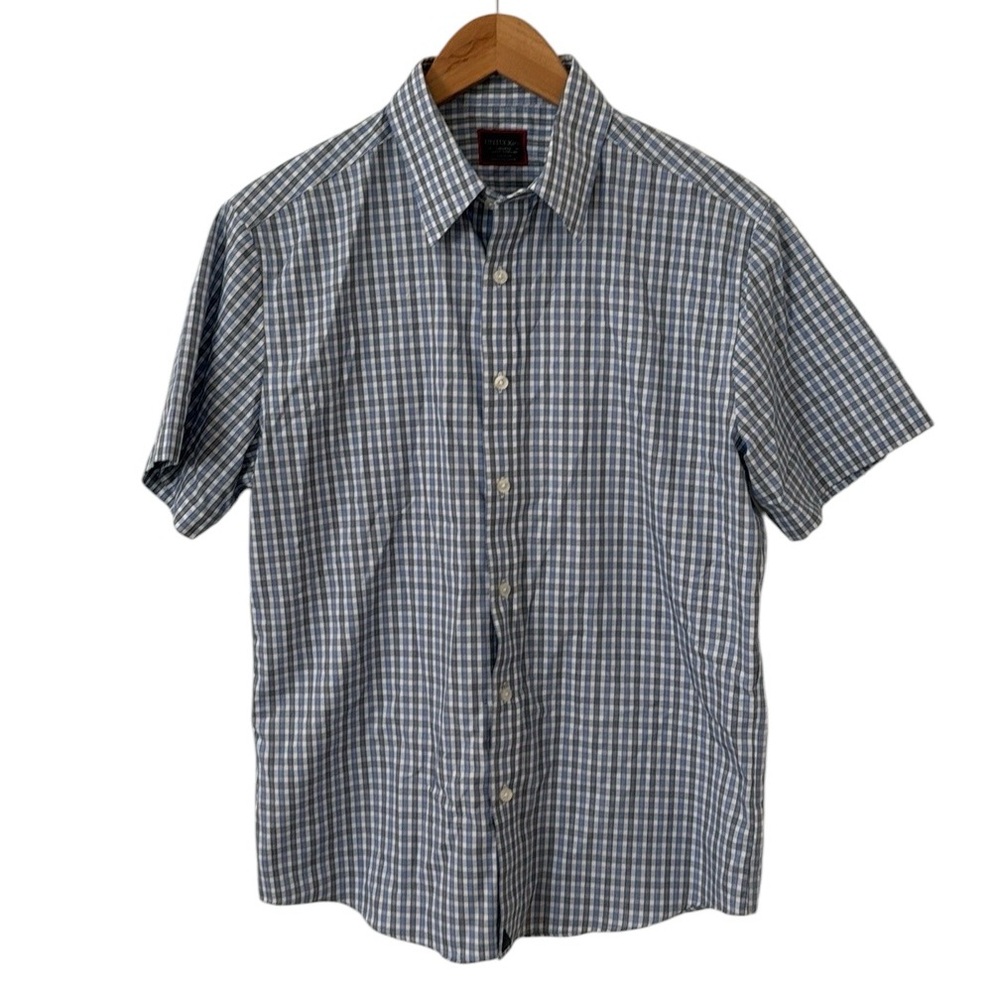 UNTUCKit Short Slim Fit Wrinkle Free Button Down Medium Blue Check